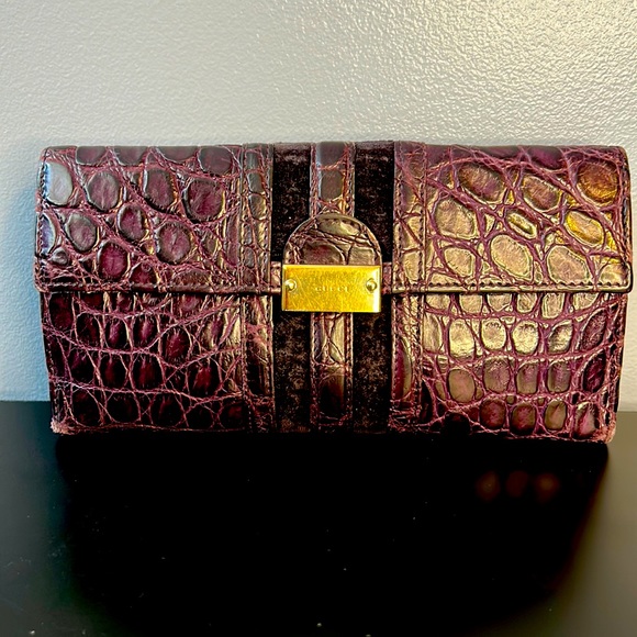 Gucci Handbags - 100% Authentic Gucci Rare Aubergine Crocodile Wallet